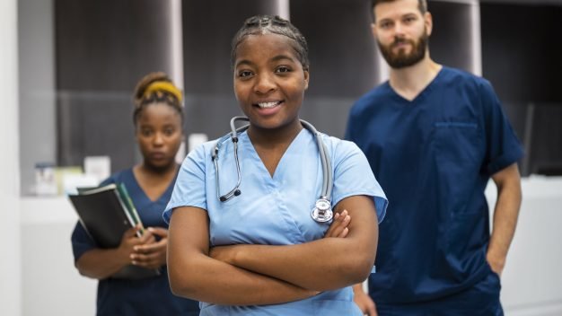 front-view-black-nurses-work